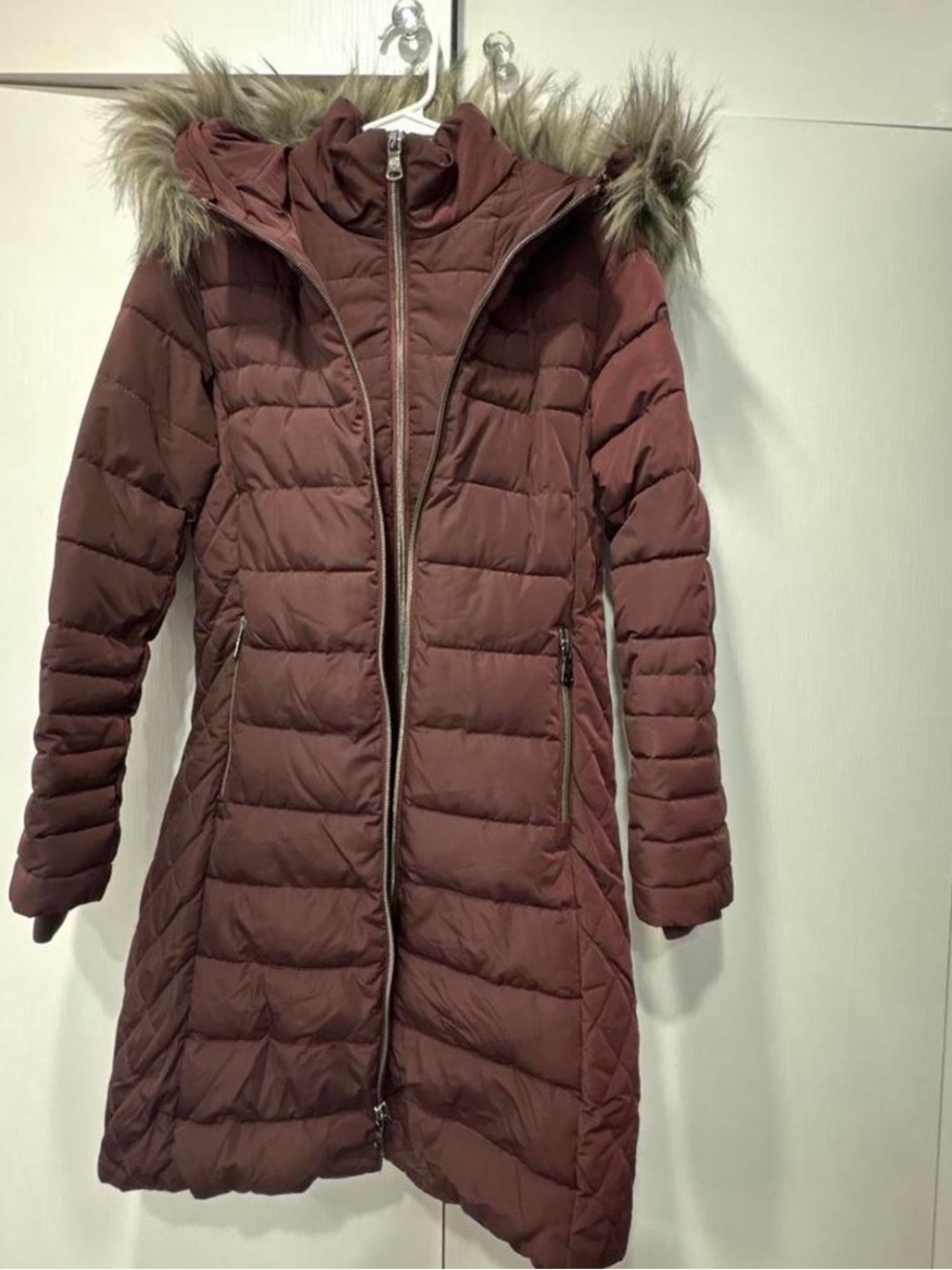 Vince Quilted Hooded Long Puffer Coat in Dusty Maroon with Faux Fur Trim